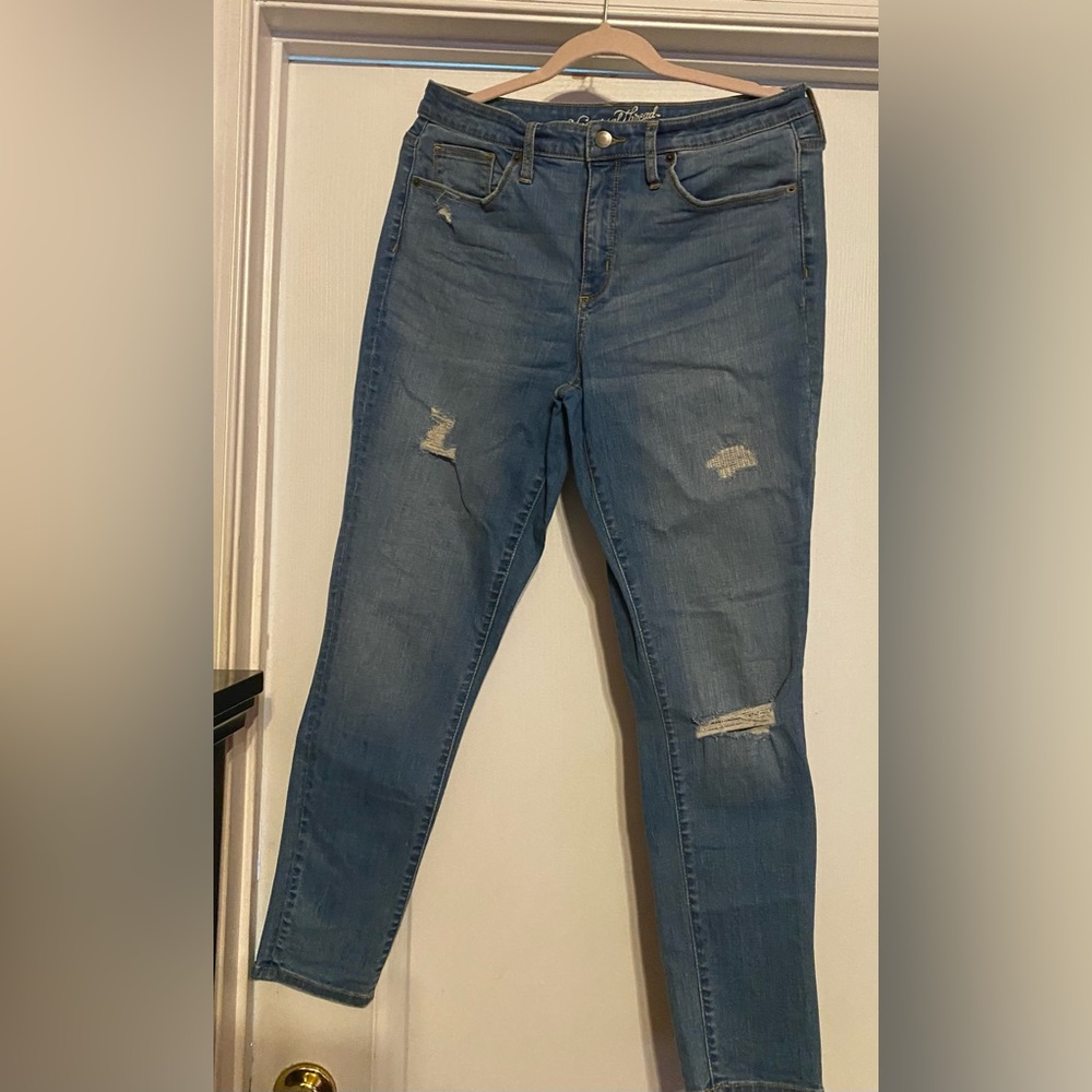 Light Blue distressed Jeans